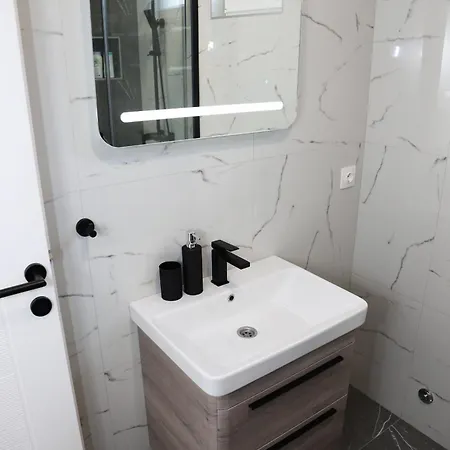 Apartment Keman