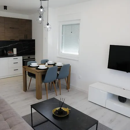 Apartment Keman *